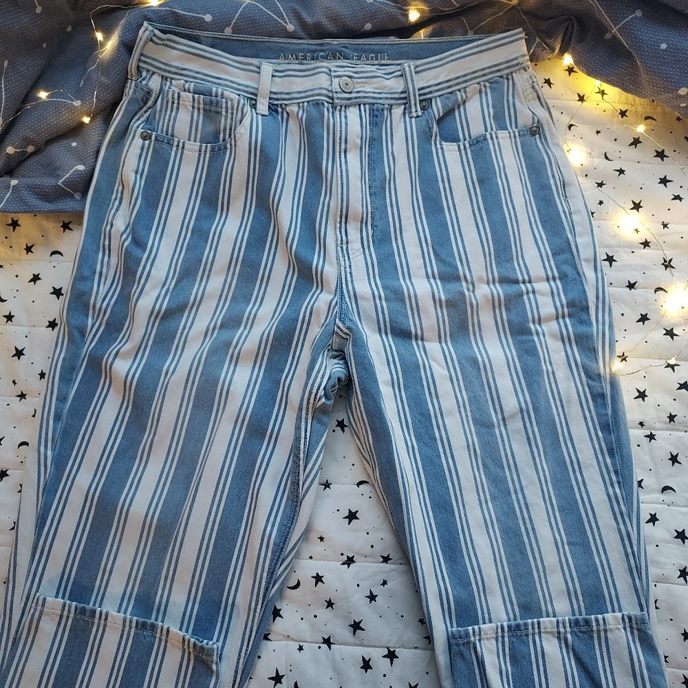 AE American Eagle Mom Jean White/Blue Stripe High Rise Straight Leg Size 14